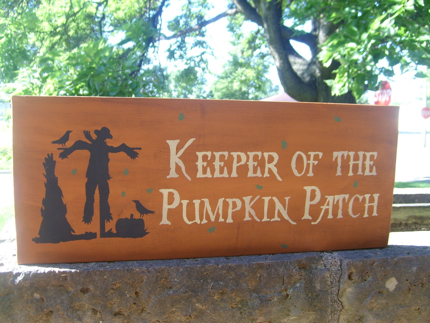 FALL HaNd PaiNtEd KeePeR OF ThE PuMpKiN PaTcH  FaLL ScArEcRoW PriMiTiVe WoOd SiGn HoMe DeCoR