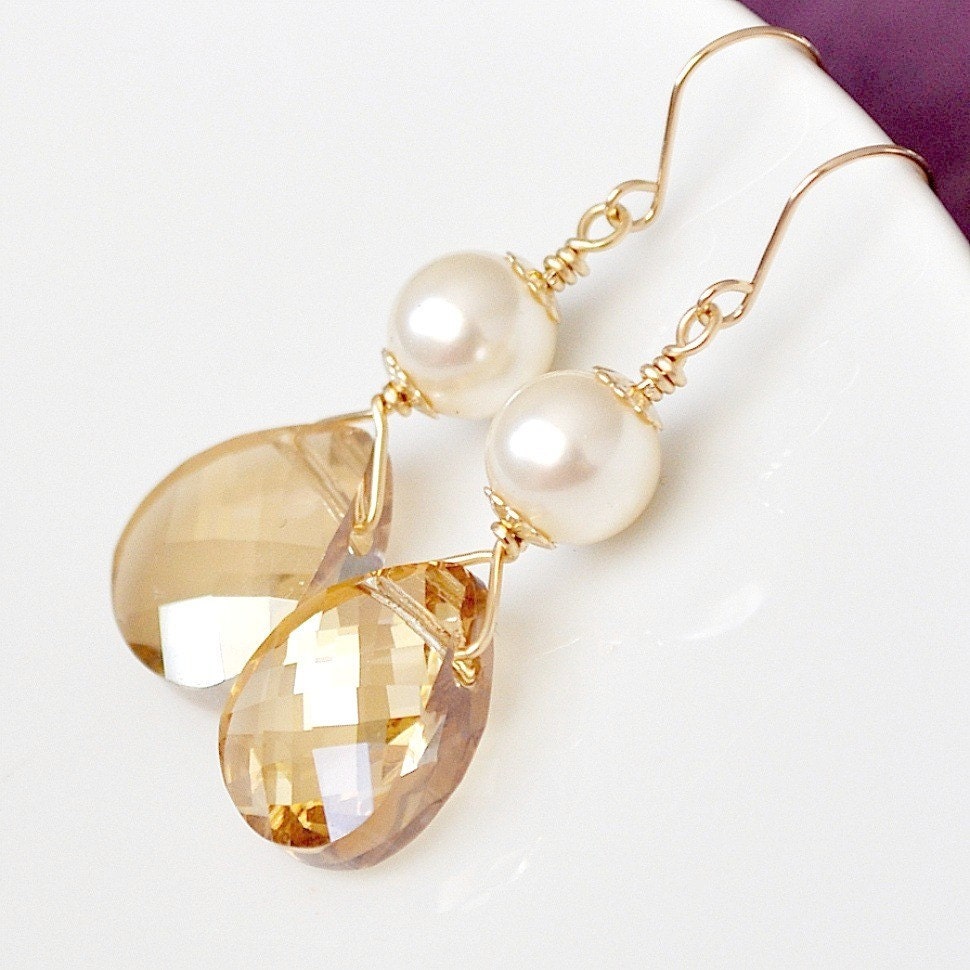 Golden Champagne Earrings. 14kt Gold Fill Bridal Wedding Jewellery with Golden Teardrop Crystals and Ivory Pearls for the Bride