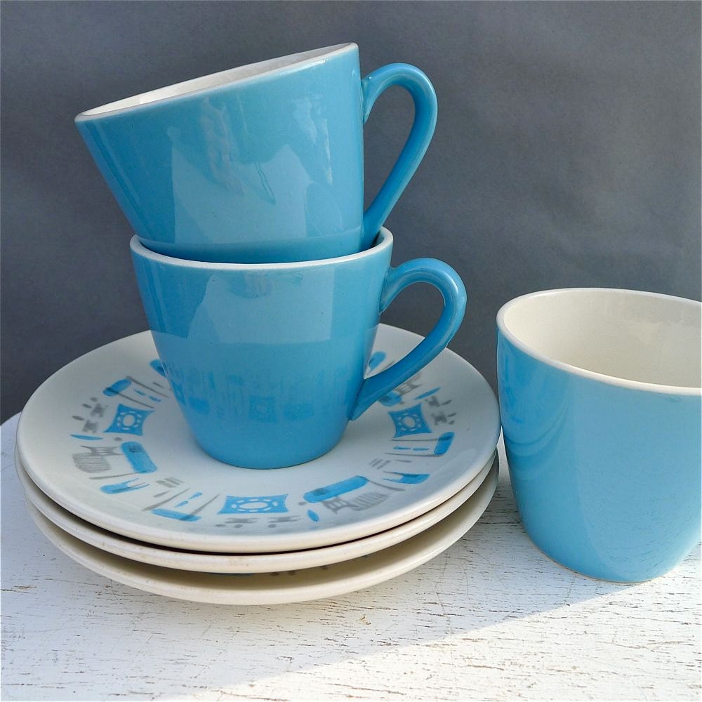 Vintage Blue Heaven Tea Cups and Saucers Set of 3