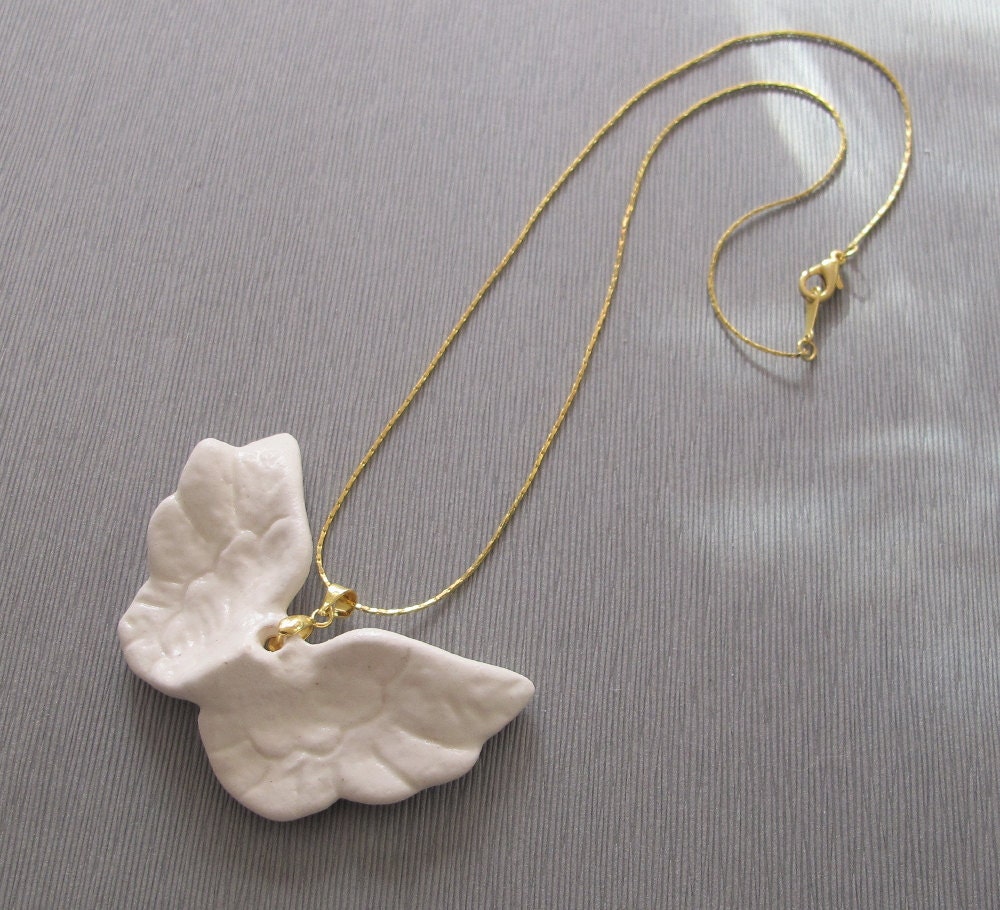 Ceramic Handmade white Feather Necklace, Large Wings Simple Unique Gift Christmas Natural Bridesmaids Jewelry Pendant Gold Chain modern