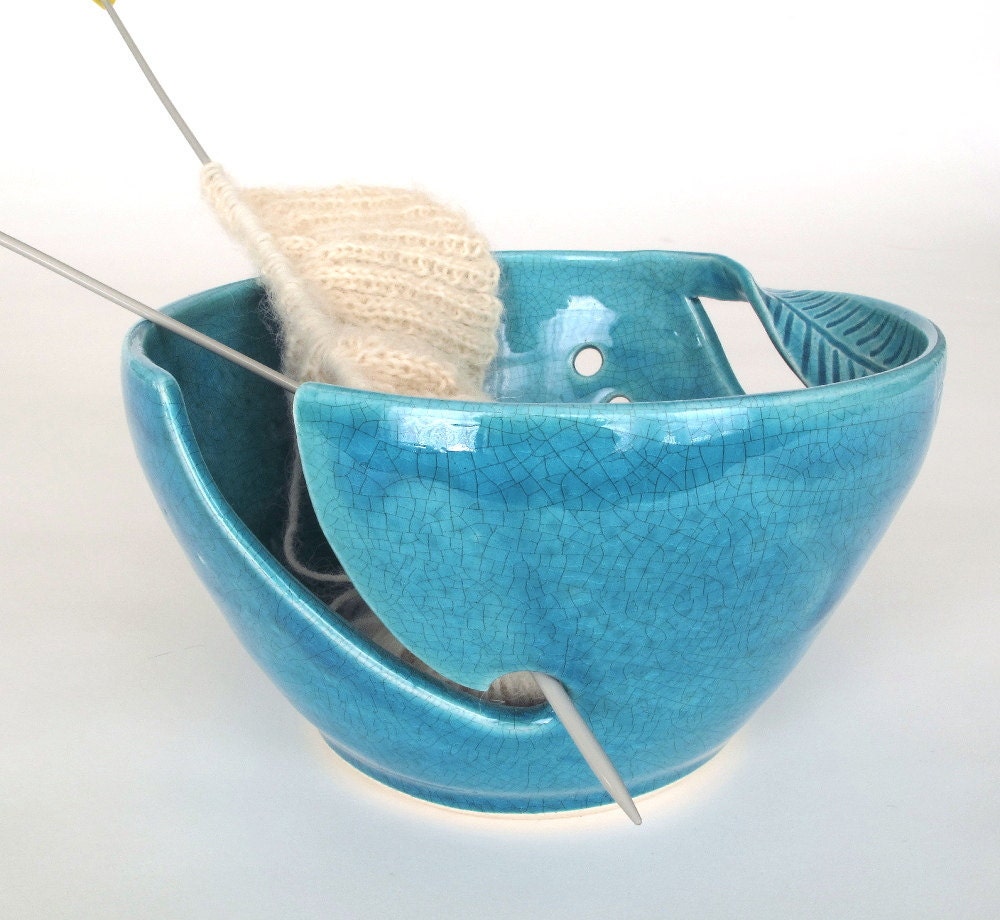 Yarn Bowl Robin's egg turquoise, Yarn Crochet Bowl CERAMIC Knitting bowl twisted leaves Yarn Crochet Bowl Handmade Pottery - blueroompottery