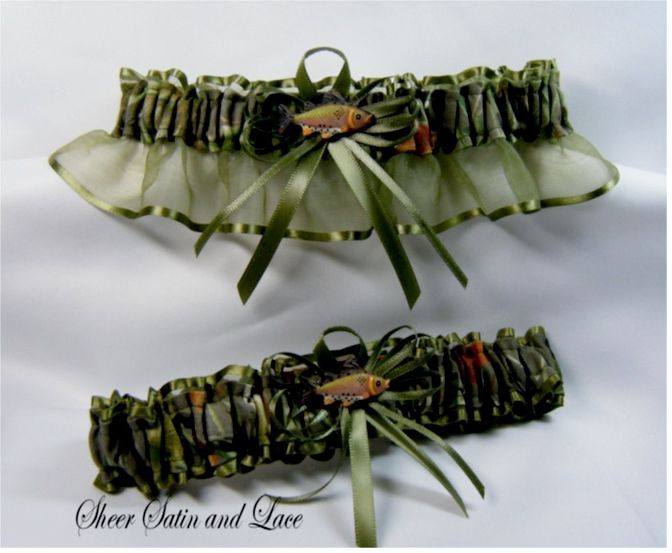 FISHING CAMOUFLAGE wedding garters Fish Camo garter Moss