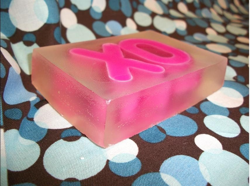 XO Hugs and Kisses - 5 oz bar of Pink Strawberry Champagne soap