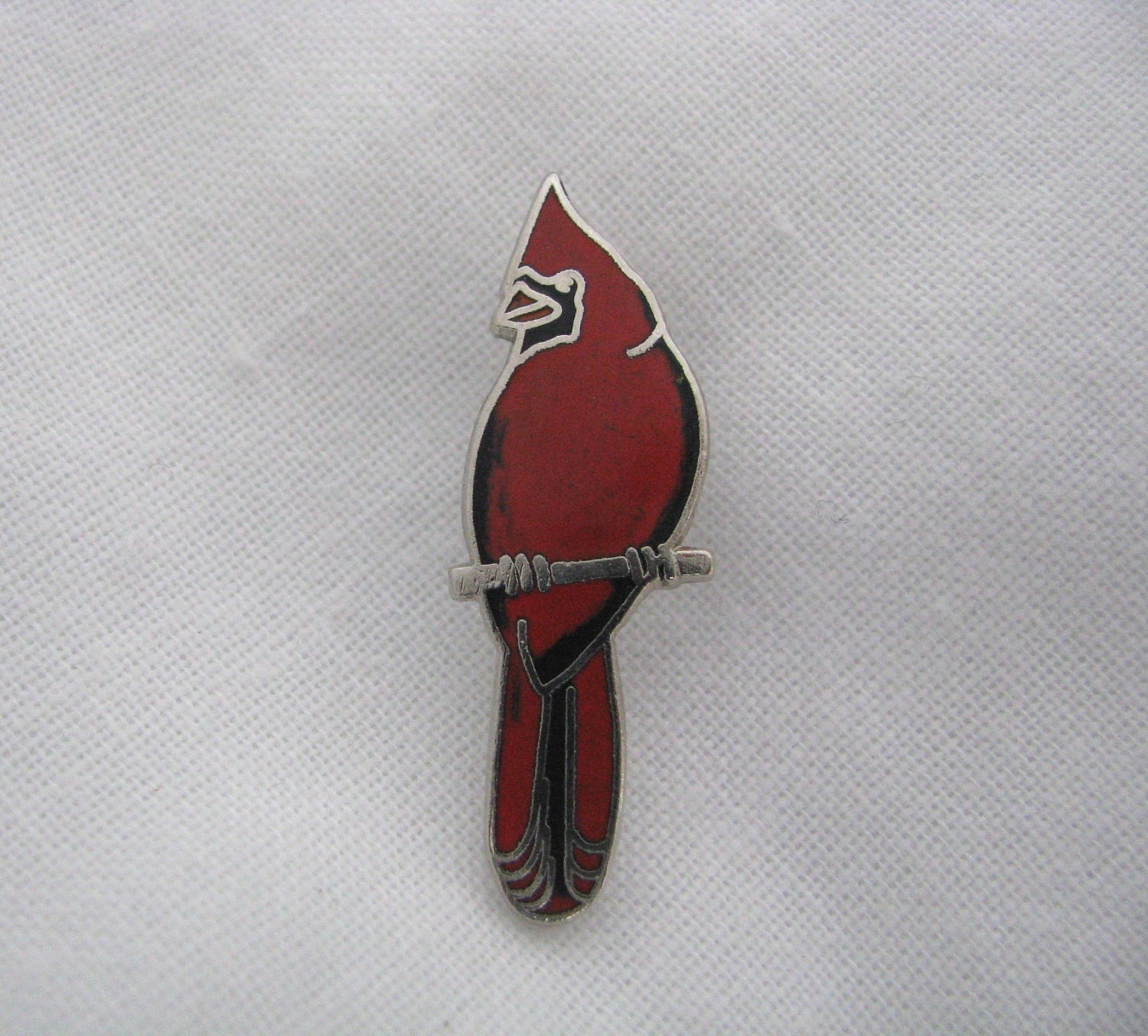 Scarlet red Cardinal brooch lapel pin with silver by PinMePins