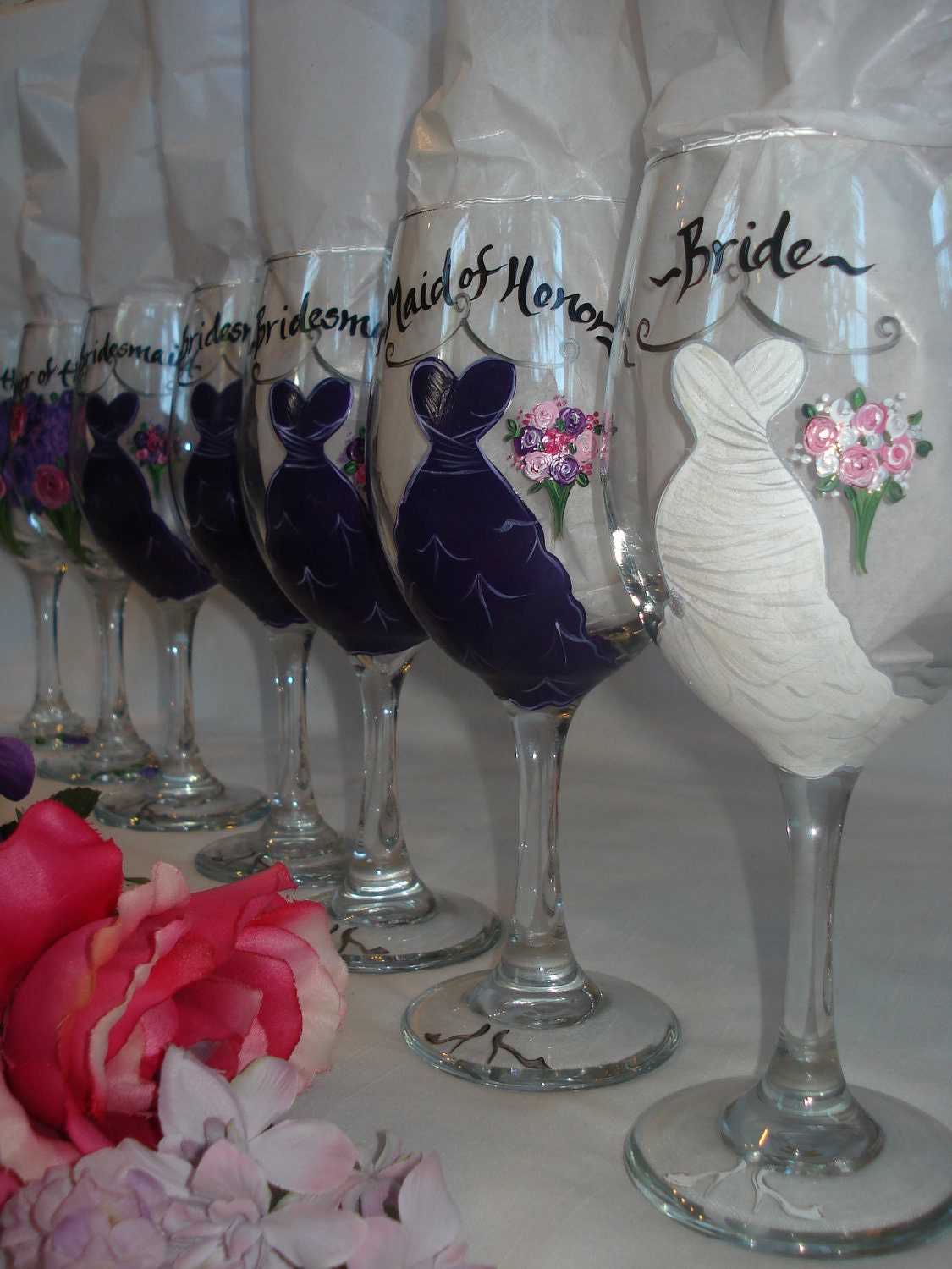 Hand Painted Personalized Bridal Party Dress Wine Glass Set - GIFT WRAPPING AVAILABLE