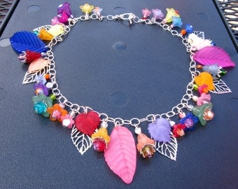 Very Colorful Flower and Leaf Choker