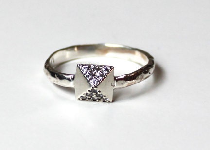 Pyramid Stud Ring with crystals (Sterling Silver)