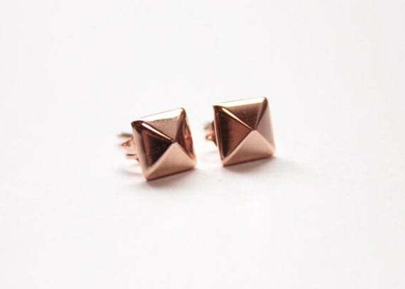 Pyramid stud earrings (14K rose gold dipped)