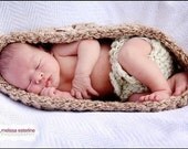 Set Basket and Diaper Newborn Egg Bowl Baby Photo Prop in Creamy/Wheat - Photography Set 2pcs