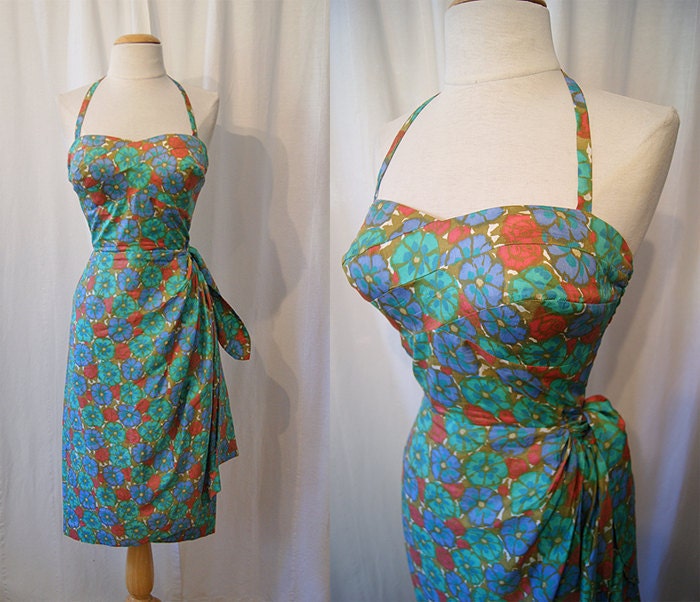 Sizzling 1950's Hawaiian silk floral print halter sarong sun dress Calabash House Tori Richard Honolulu tiki pin up - size Small to Medium
