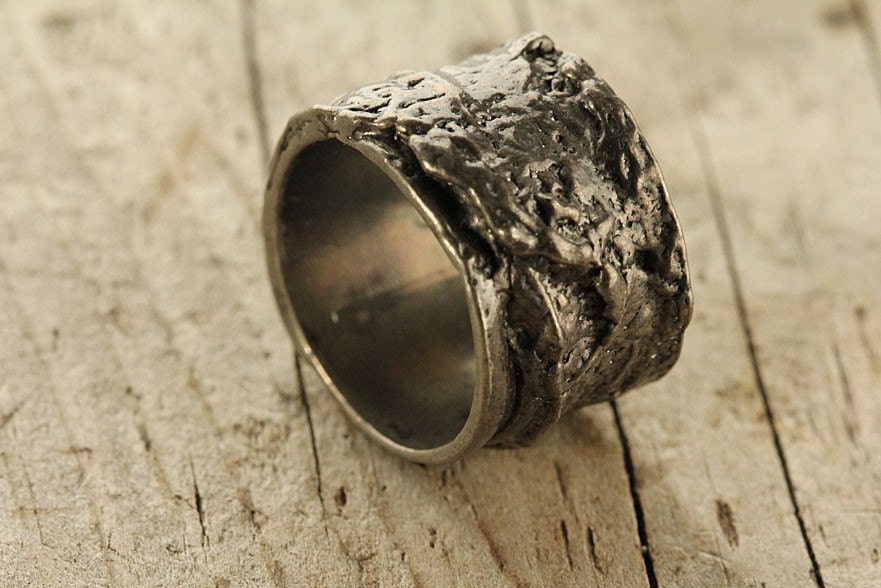 Tree bark ring blackened .925 sterling silver sizes 4 to 11