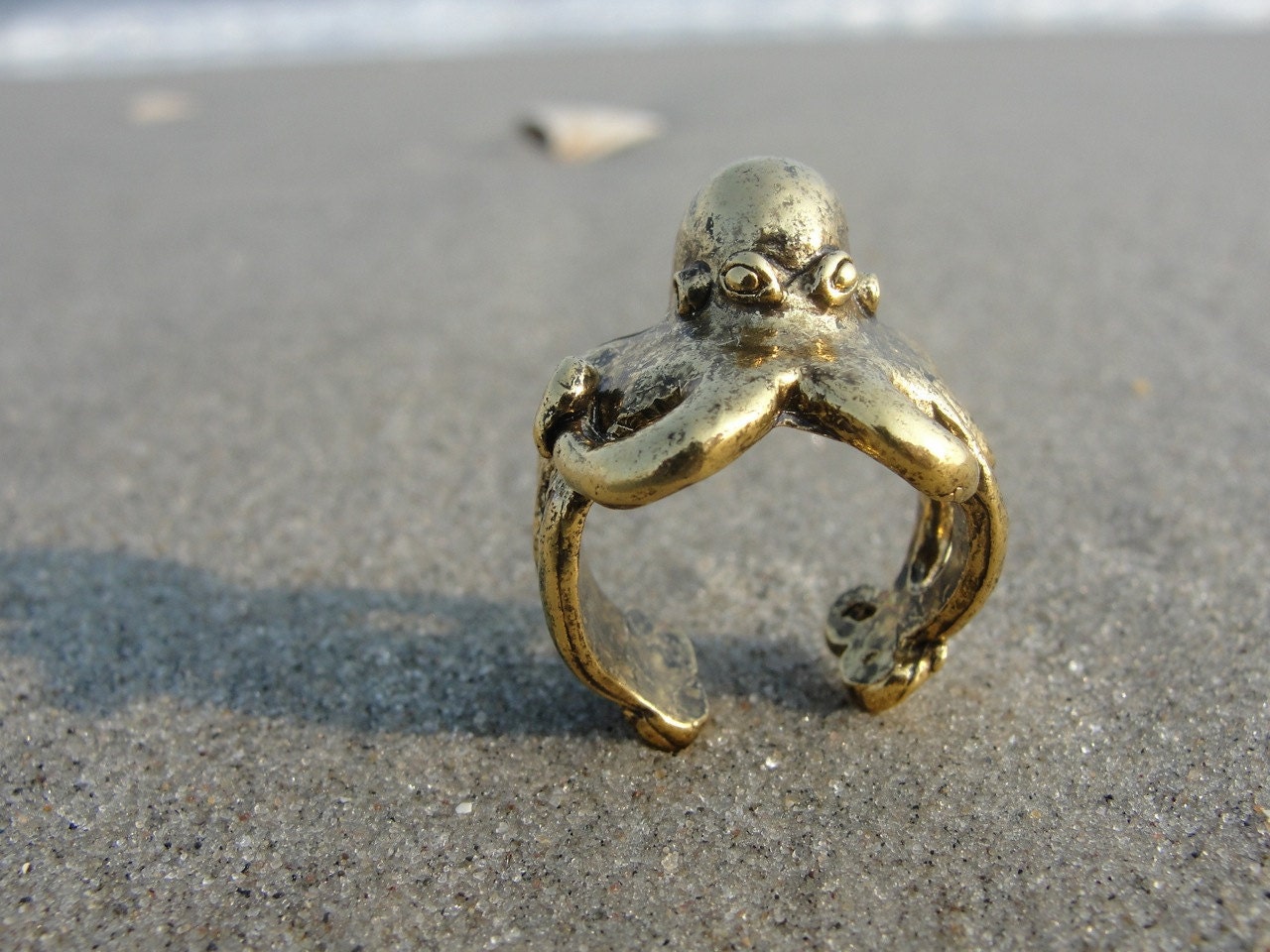 Gold octopus ring sizes 4 to 7 self adjustable