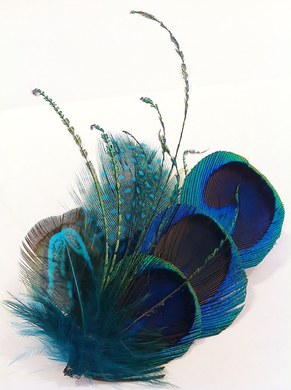 Beautiful Peacock hair clip. perfect gift for Bridesmaids or use as Boutonniere.