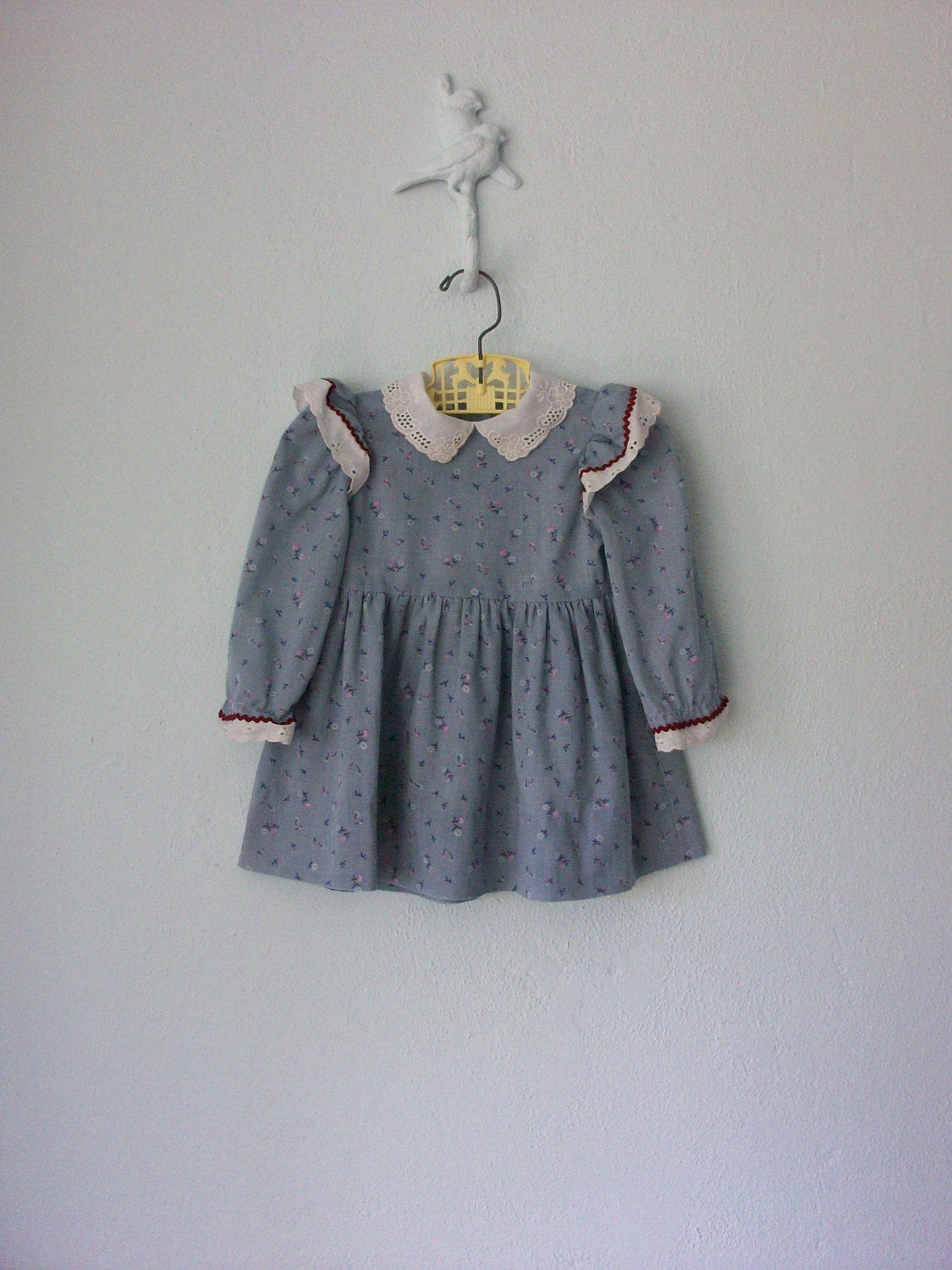 Vintage Toddler Dress ... 1970's Calico Eyelet Lace Princess ... 12 18 months
