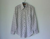 Mens Dress Shirt ... 1970's Baby Blue Geometric Print ... Medium / Large