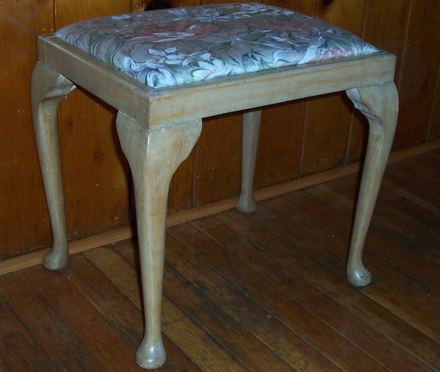 Vintage Shabby Chic Bench Footstool
