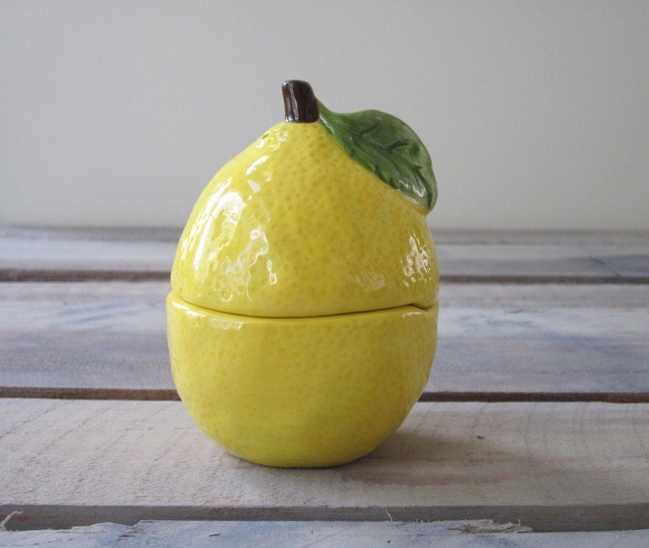 Lemon Shaped Salt and Pepper Shaker Set