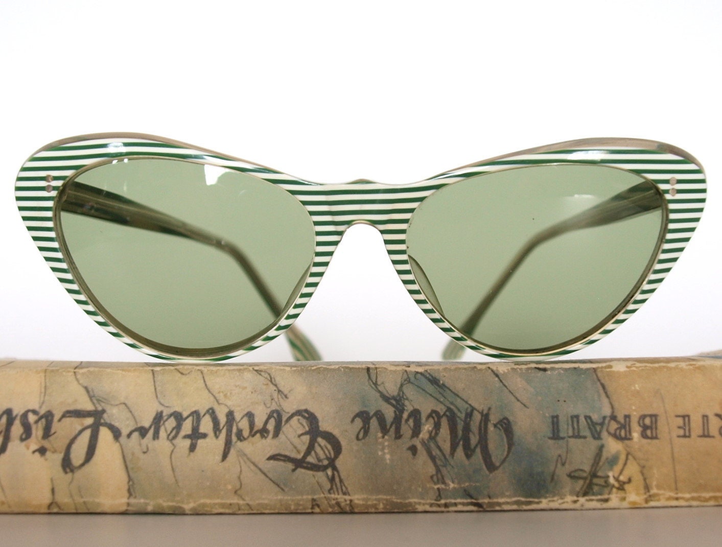 Cool 1950s Cat Eye Vintage Sunglasses from Germany - Green White Stripes - FrauleinMarlene