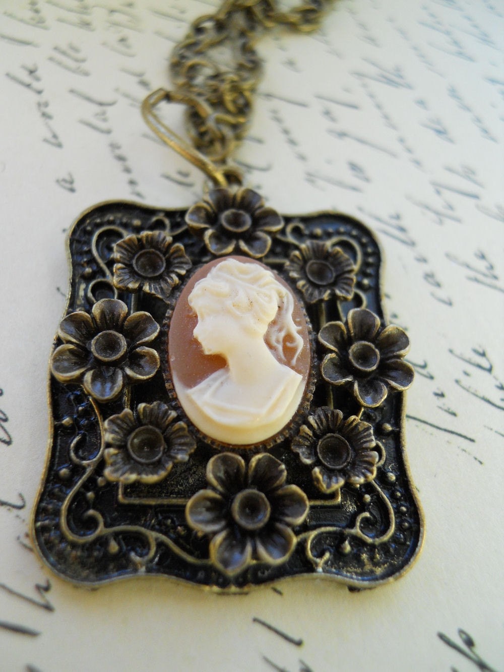 Cameo Necklace-Lovely Lady-Vintage Style-bnVictorian Feel