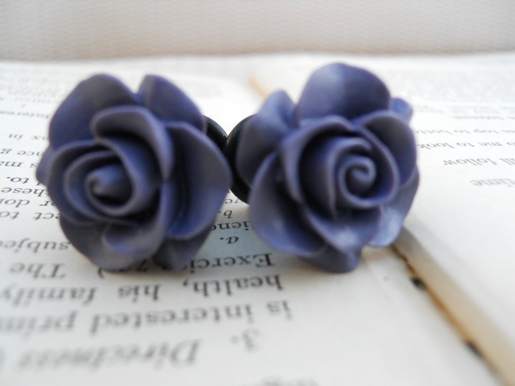 Flower Plugs Purple Roses