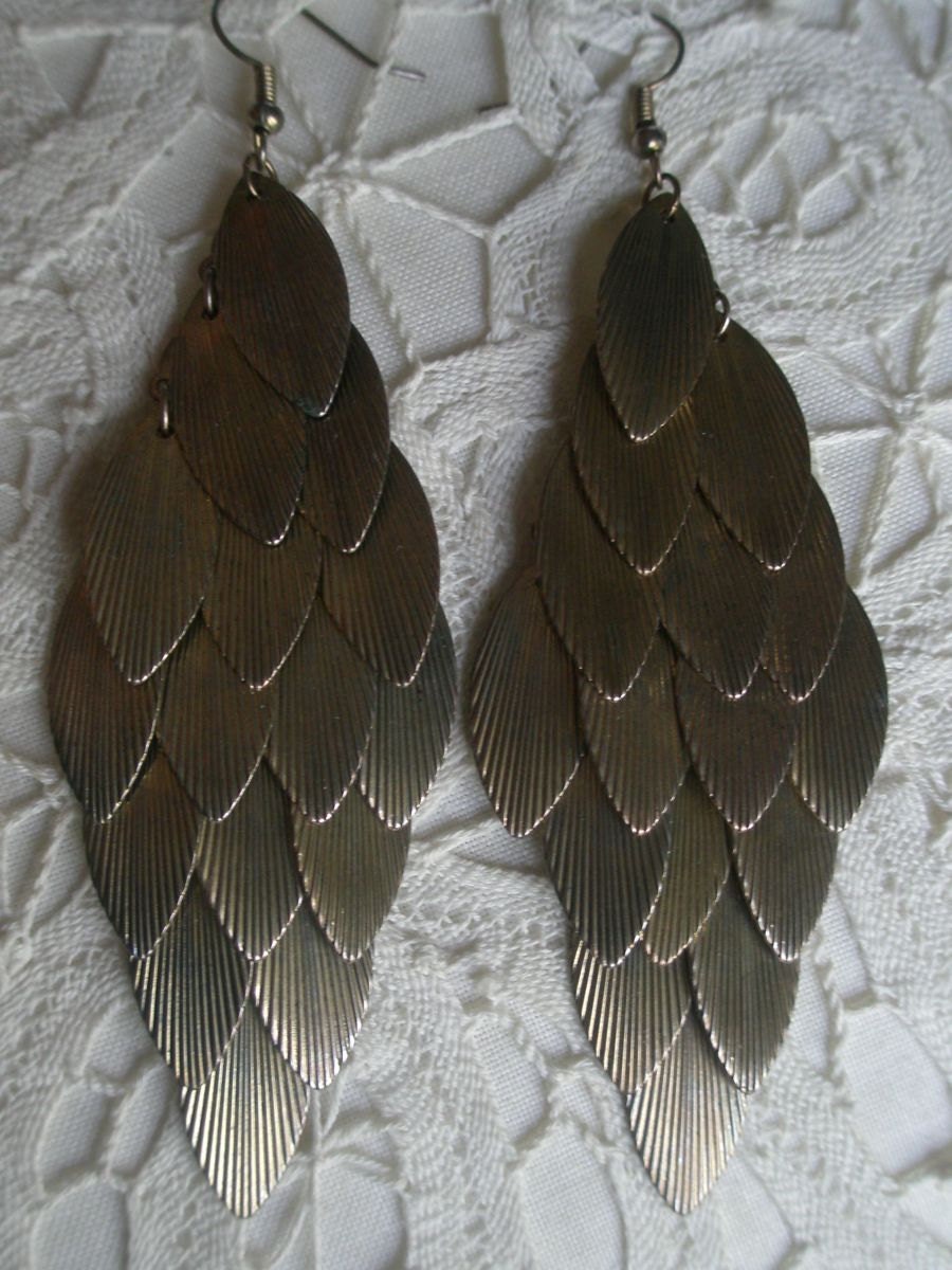 Vintage Gold Tone Feathered Layered Look Earrings