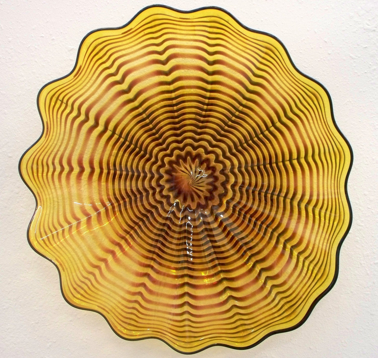 Beautiful Hand Blown Glass Art Wall Platter Gold Spiral Wrap 2678 ONEIL