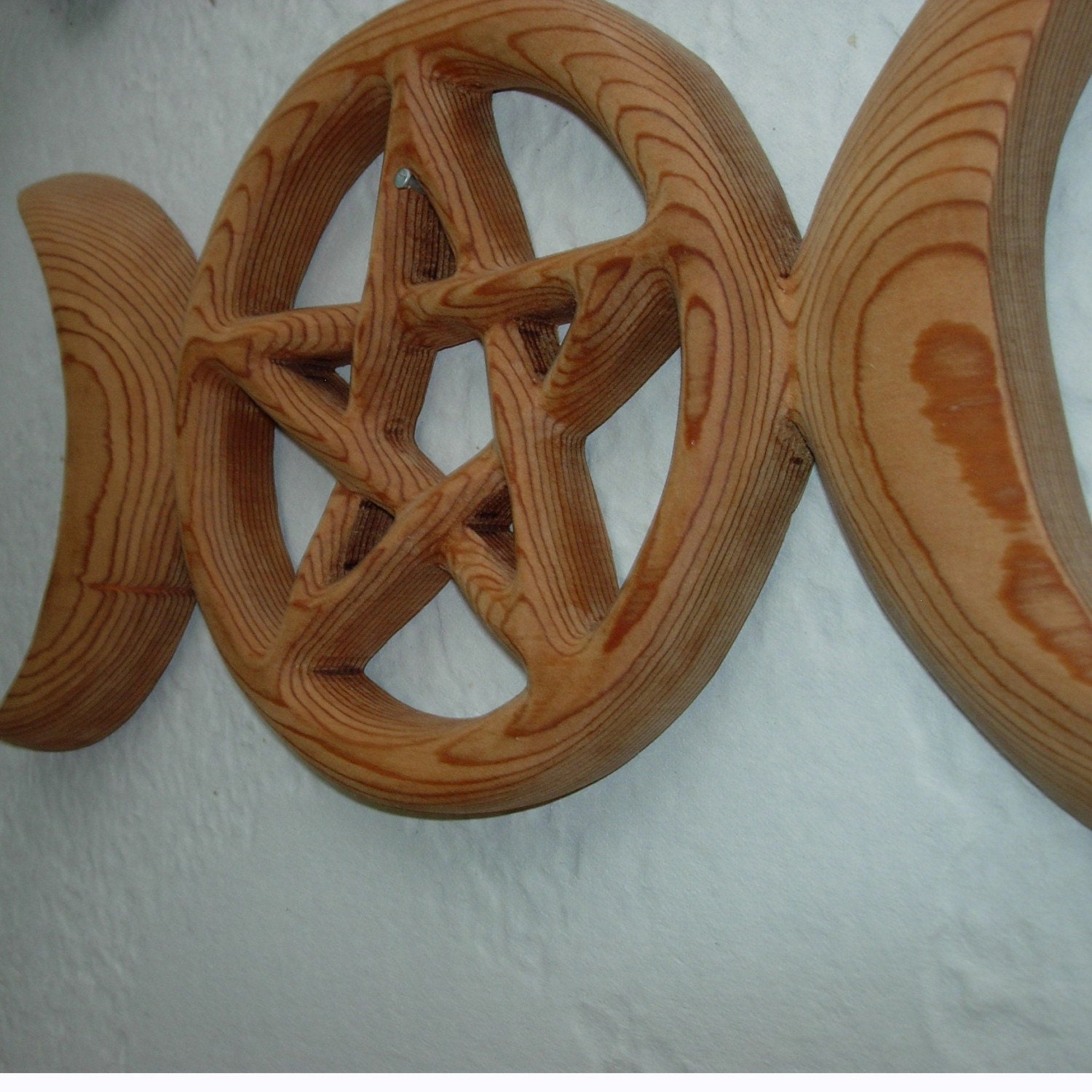 Triple Moon Pentacle - Celtic Goddess Symbol and Holistic Relationship