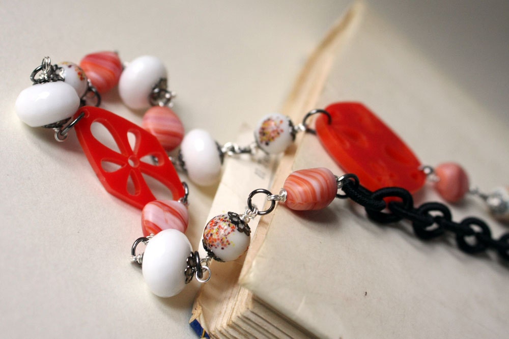 tangerine tango necklace - vintage flowers orange red white black summer stone plexiglass vintage beads