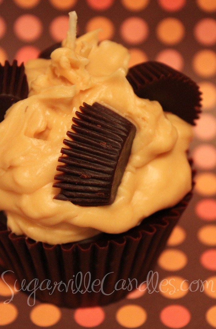 REESE'S PEANUT BUTTER Cups Jumbo Cupcake Candle