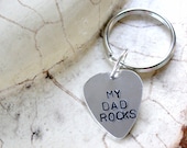 Key chain -- Daddy rocks guitar pic