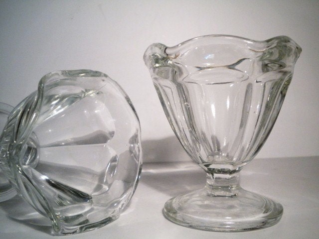 Vintage Ice Cream Sundae Dishes Dessert Sherbert Fruit Pudding Bowls Anchor Hocking Set of 6