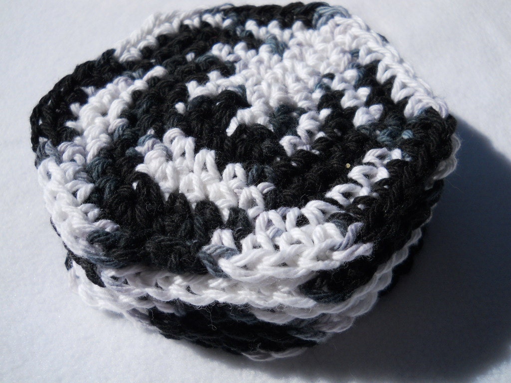 Crochet Cotton Facial Cloths - Black and White - Seven Days in a Week