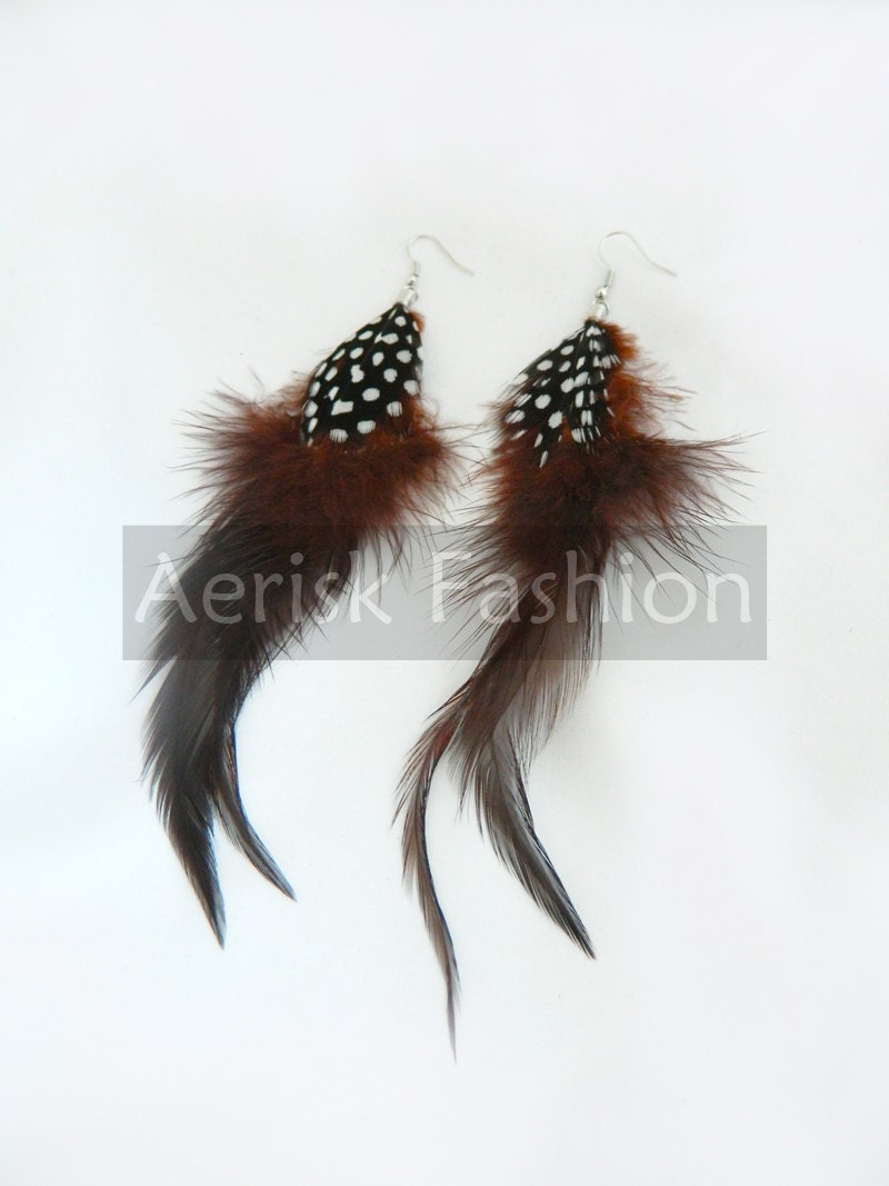 Feather earrings in Chocolate Brown - Made of Strands of rooster feathers and a dab of pok-a-dot feathers - Shabby Chic Hippie