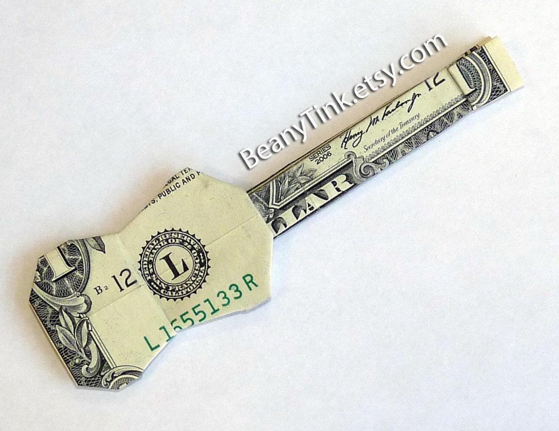 Dollar Origami - Ukulele