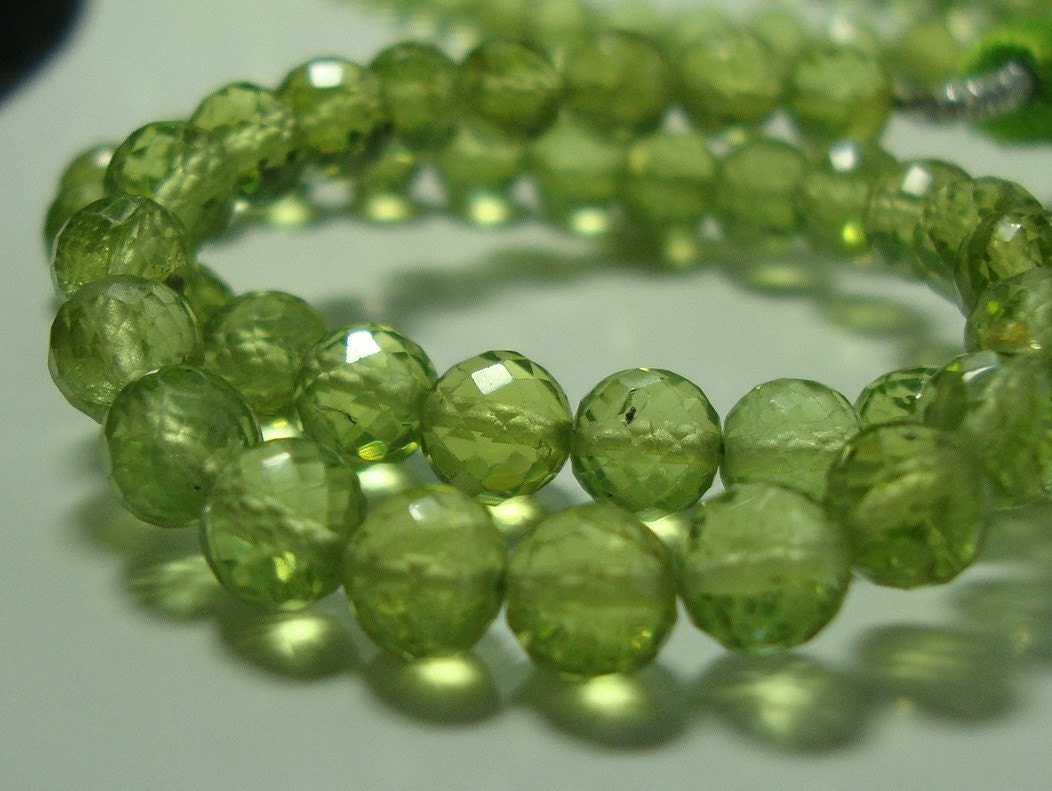 20 pcs - 4-4.5mm -- Gorgeous Sparkling Genuine Peridot Micro Faceted Round Beads - August Stone