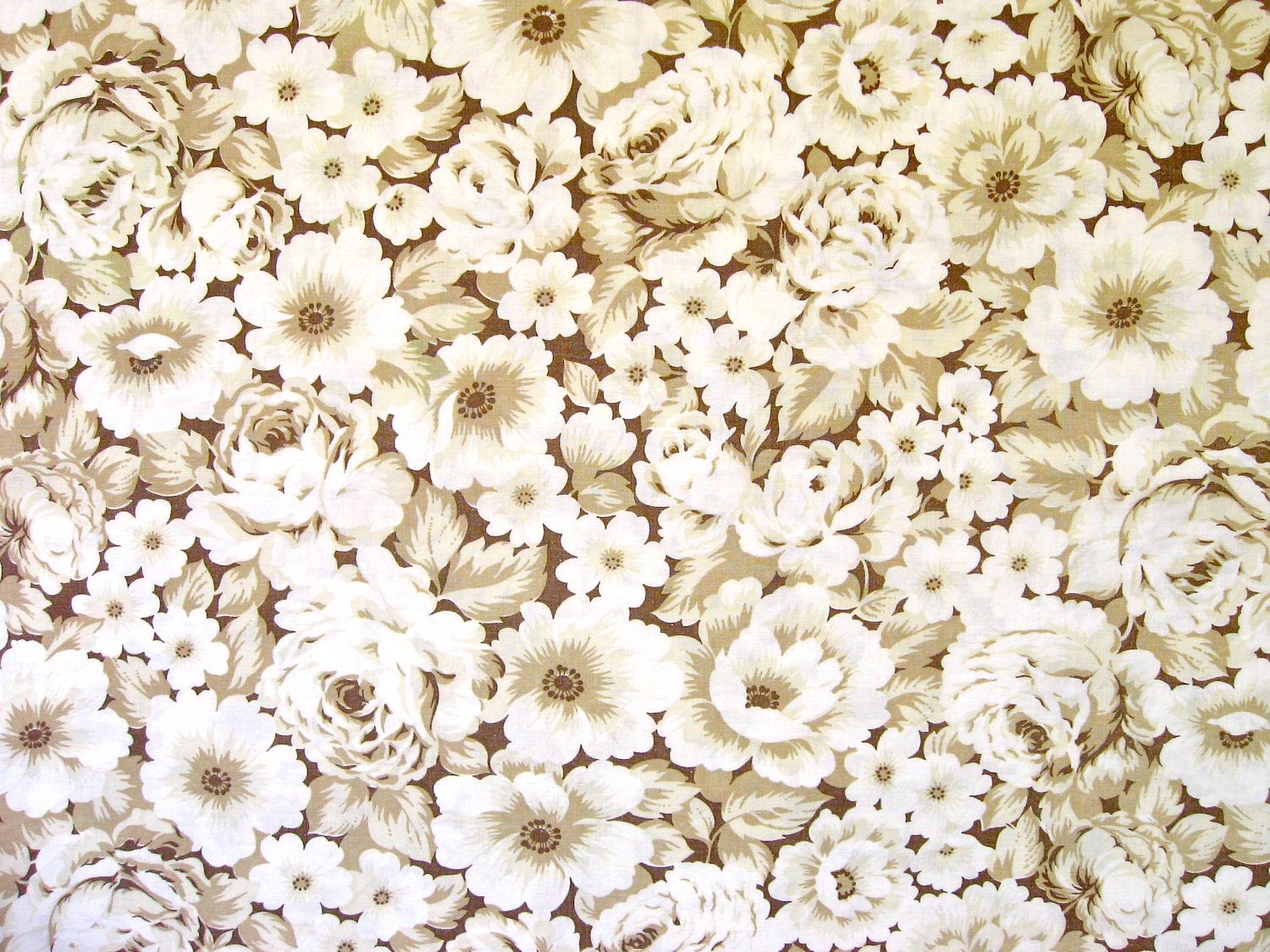 Brown Roses Vintage Sheet - Fat Quarter (FBr003)