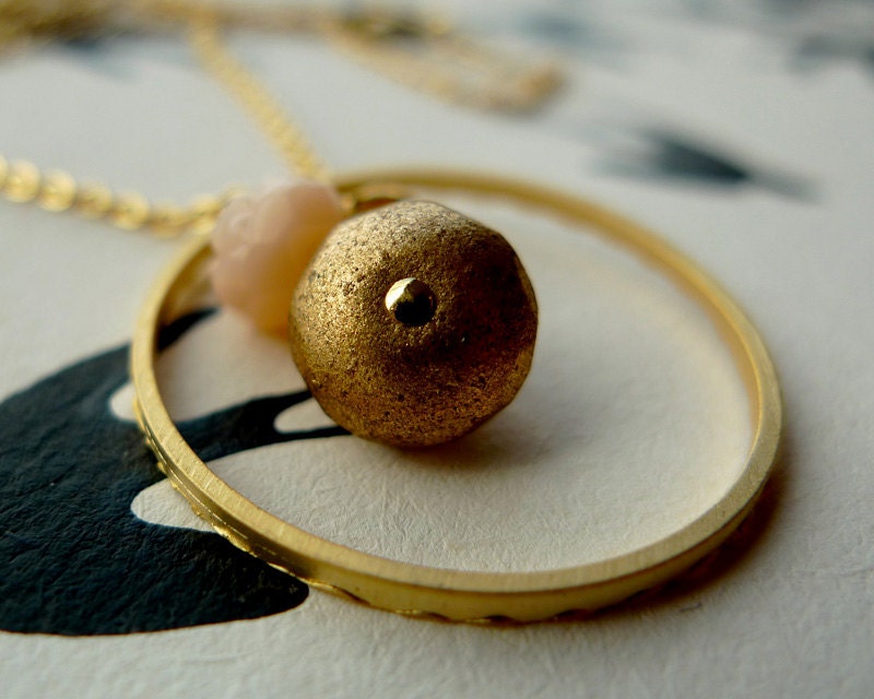 Gold plated ring necklace with vintage beads