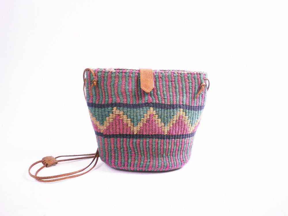 Vintage Ethnic Woven Purse // Sisal and Brown Leather Mini Market Bag / Aztec Design