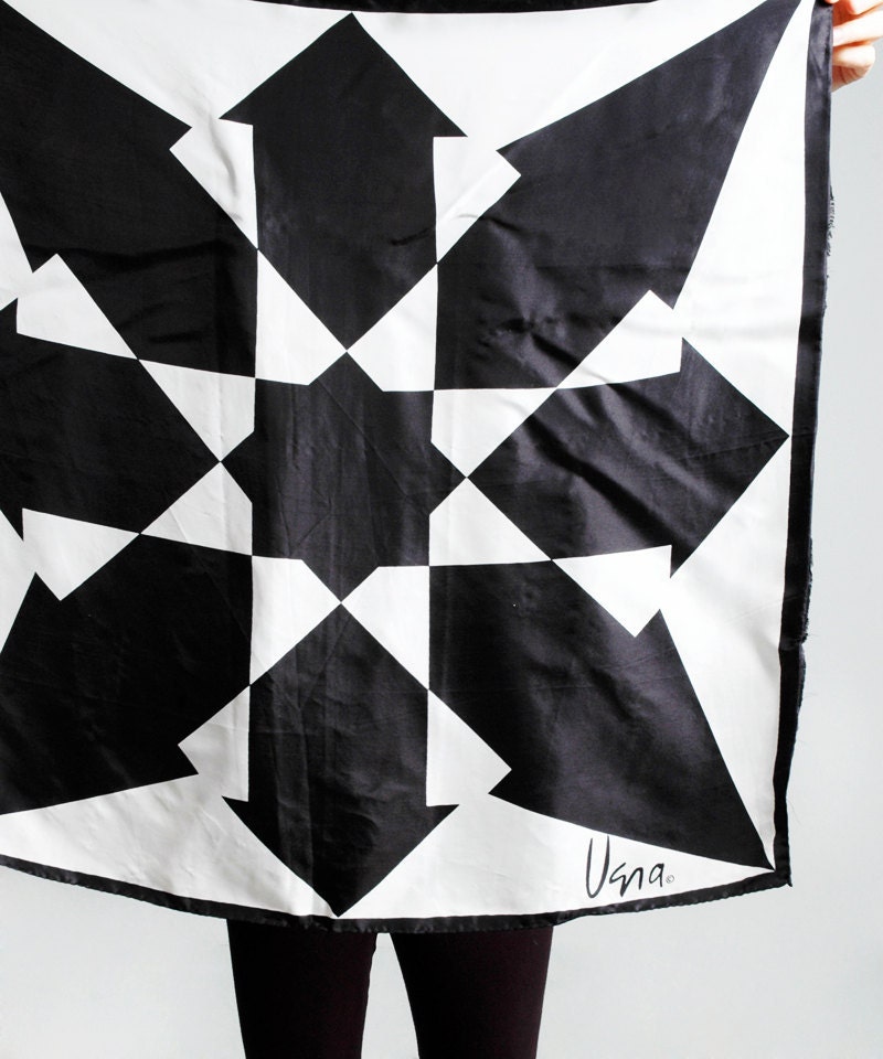 Vintage 60s Geometric ARROWS Black and White VERA Scarf