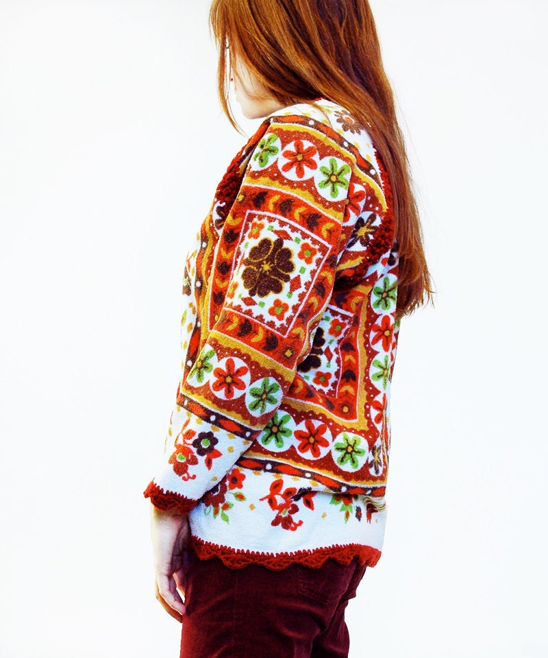 Vintage 60s Crocheted FLORAL Tea Towel TAPESTRY Sweater