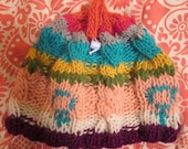 cabled female sign hat
