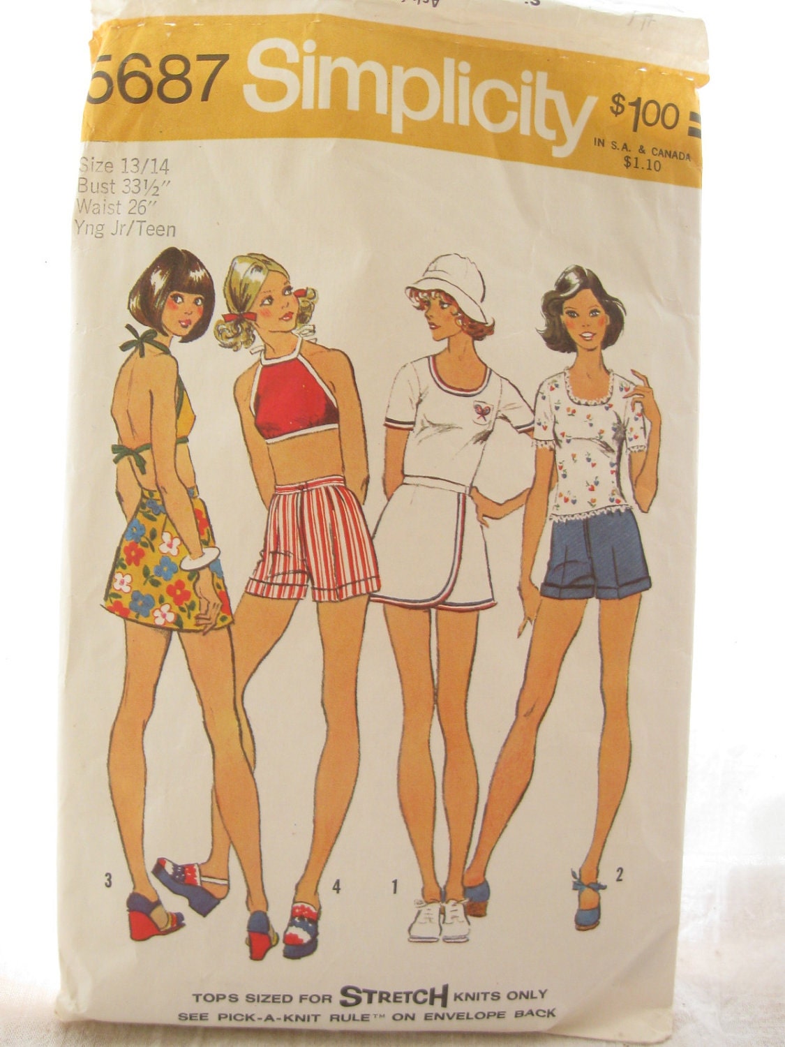 Simplicity 5687 1970s Summer Halter Top and Skirt Vintage Sewing Pattern Bust 33