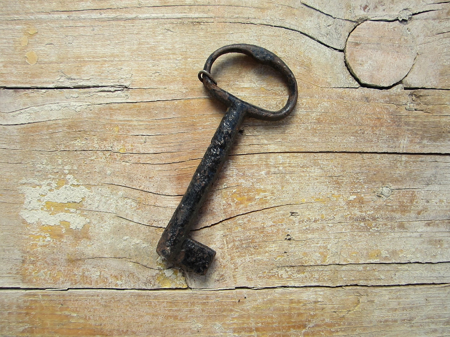 Big Antique Skeleton Key Vintage European Steampunk Jewelry Home Decor Romantic Wedding Decor