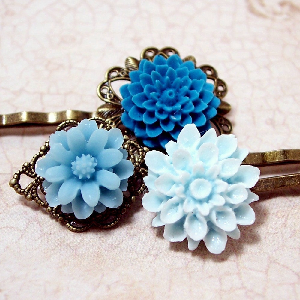 Winter Blues. Fleur Hair Pins.