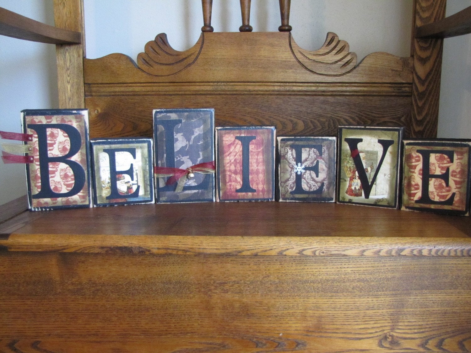 Believe Christmas Sign Word Blocks - Old World Santa Style
