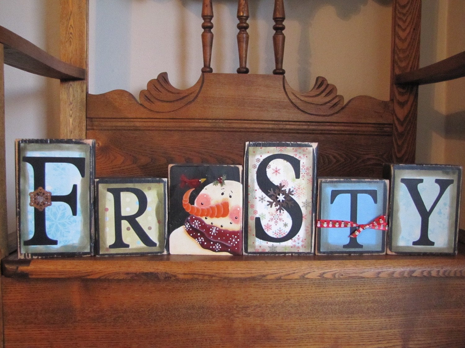 Frosty the Snowman Winter Decor Sign