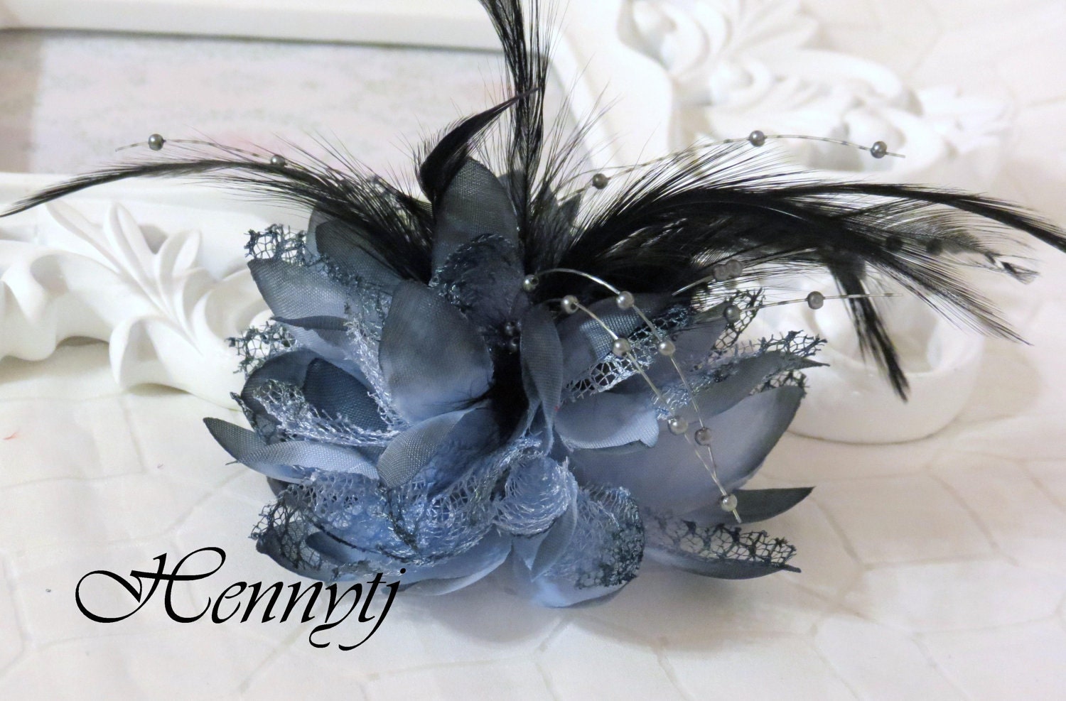 Fashionable Gorgeous feather beads lace flower with pin/hair-tie on the back - Grey Storm