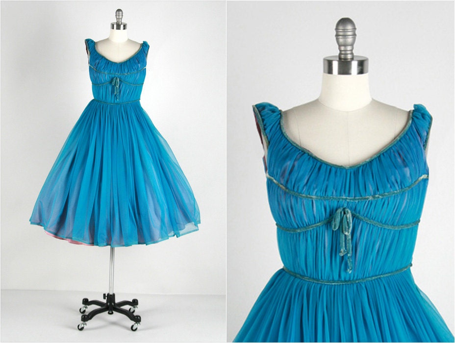 Vintage 1950s Dress . Teal Chiffon . Purple . Tulle . Full Skirt . Shirred Bodice . Sleeveless . Velvet . XS/S . 1758