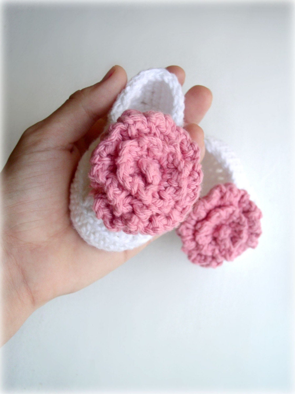 White and Pink  Flower Baby Girl Booties/Shoes
