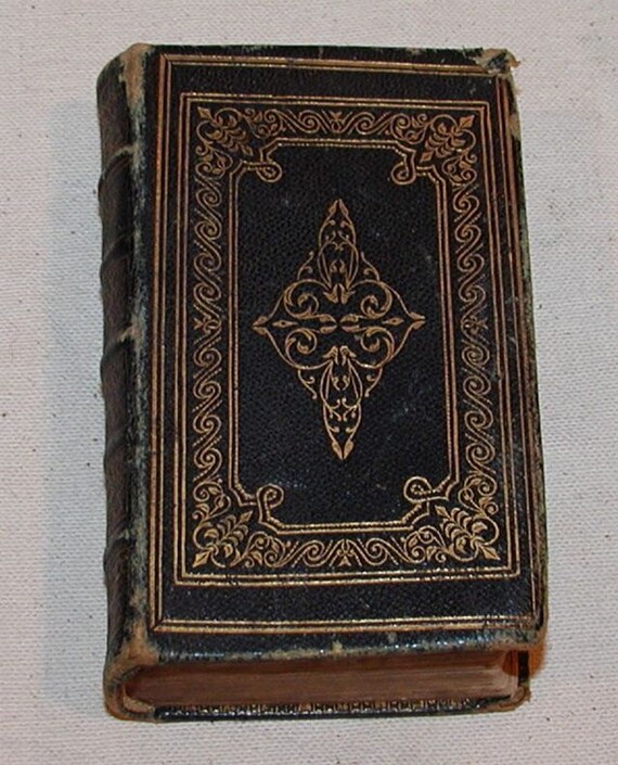 Vintage 1800's Small Black Leather Holy Bible with Gilt by haoli